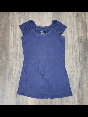 Seed Short Sleeve Scoop Neck Top in Navy